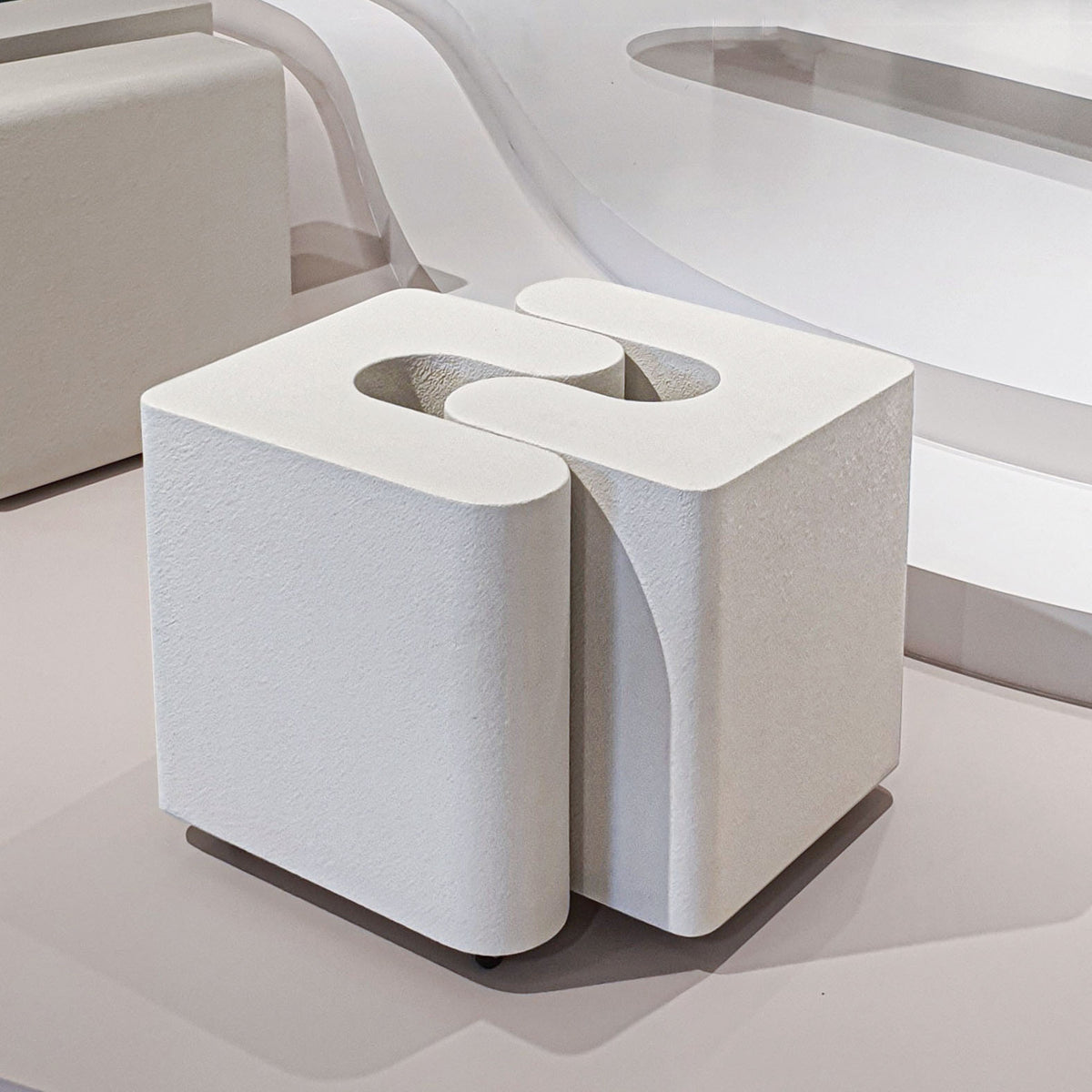 Fold I white